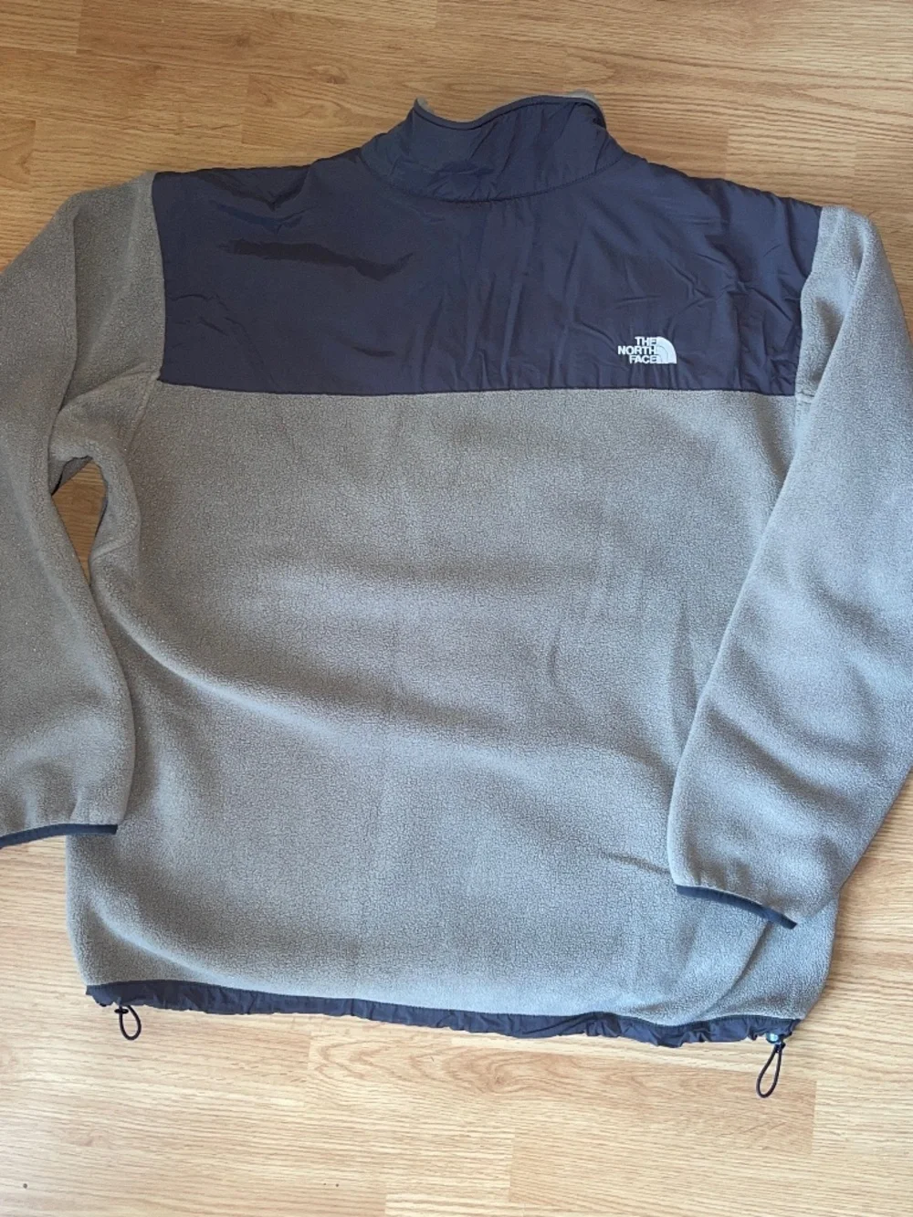 The North Face Men’s Gray & Beige Colorblock Fleece Jacket Size XXL
